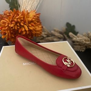 Michael Kors flats